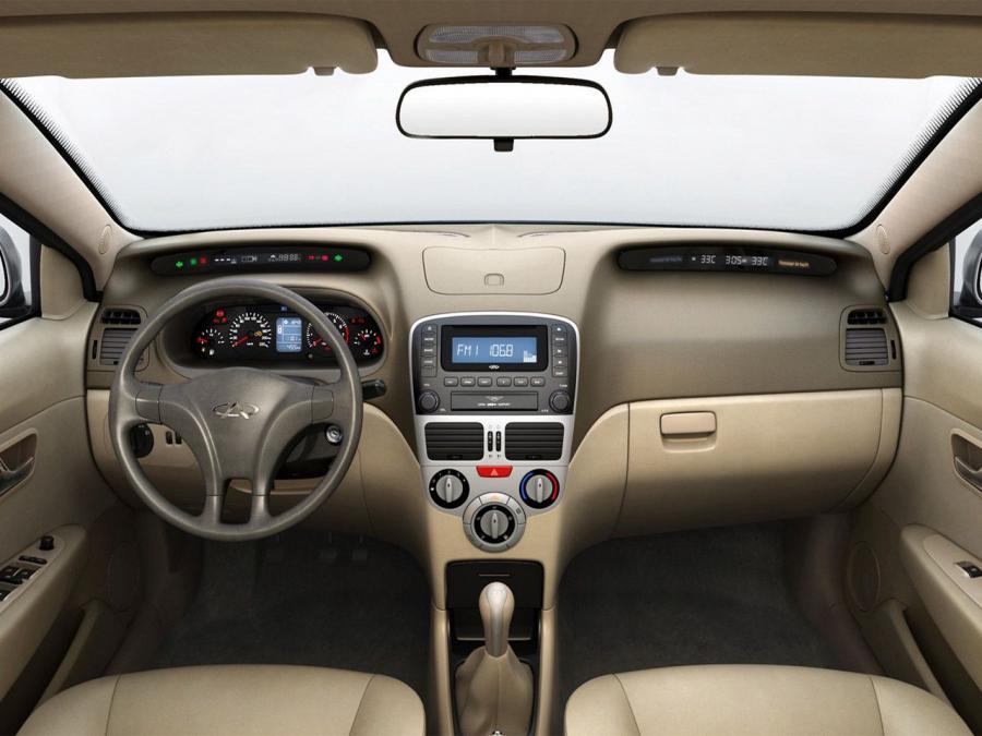  Chery Fulwin II Sedan Liftback 2009 года  (фото 2 из 8)